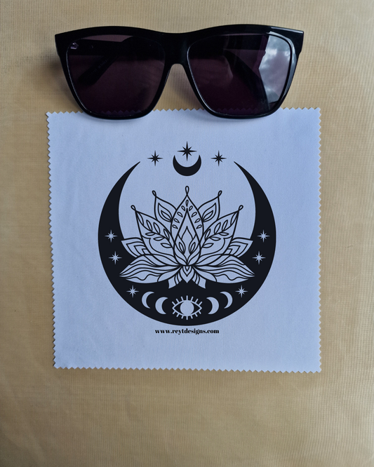 Mystic lotus flower - Glasses Lens Cloth