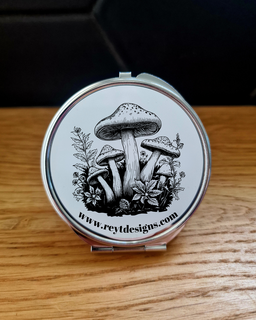 Wild mushrooms - Compact mirror